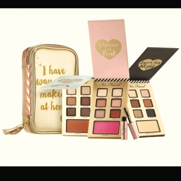 Too Faced Other - •Host Pick• Too Faced Holiday Palette 2018